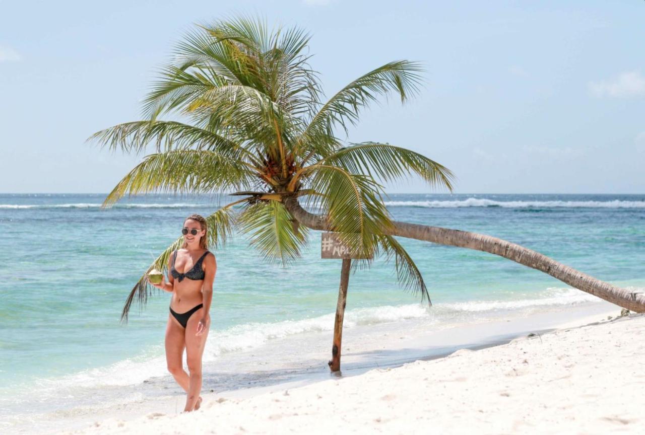 Hotel Palm Gate Maldives Thulusdhoo Zewnętrze zdjęcie