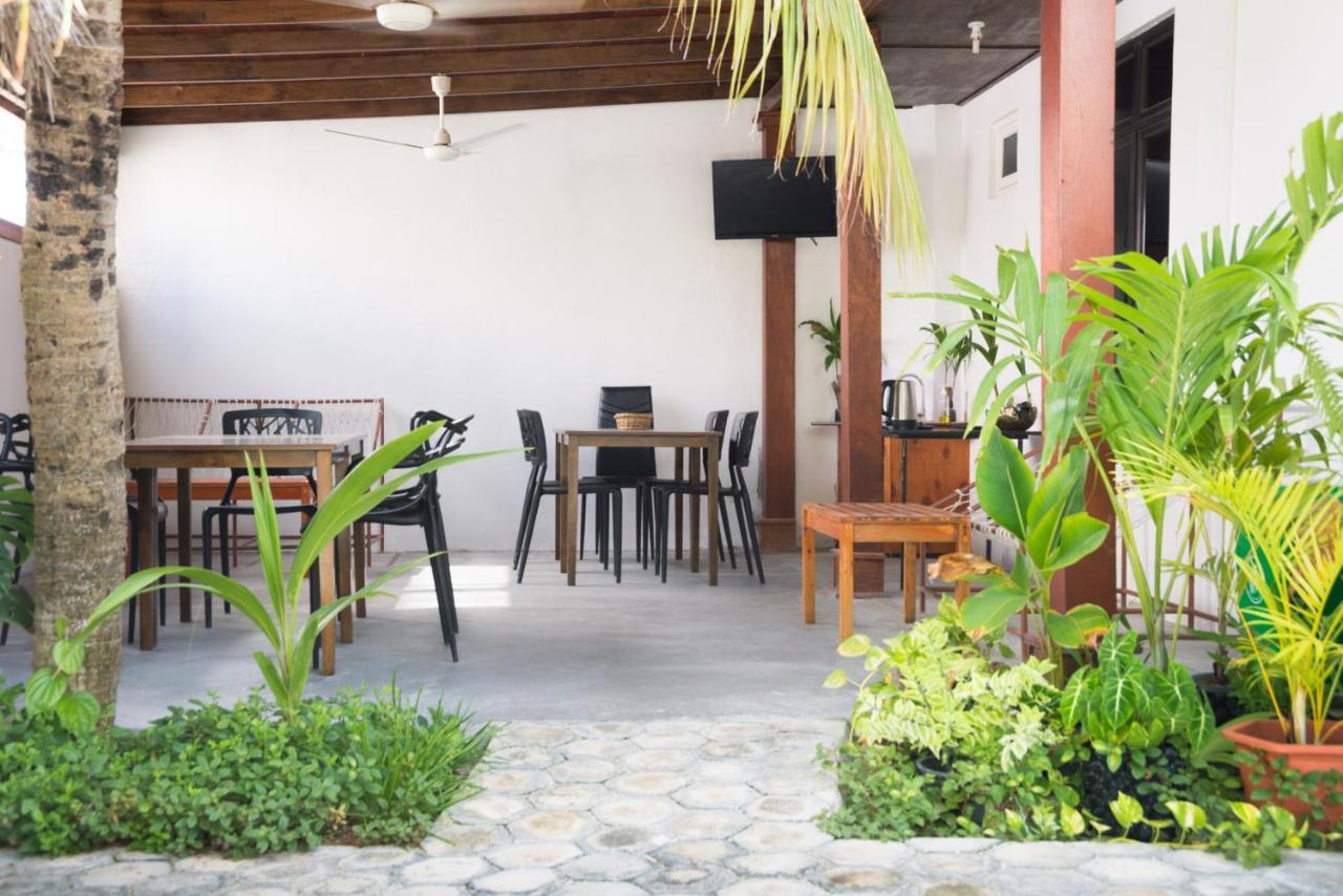 Hotel Palm Gate Maldives Thulusdhoo Zewnętrze zdjęcie