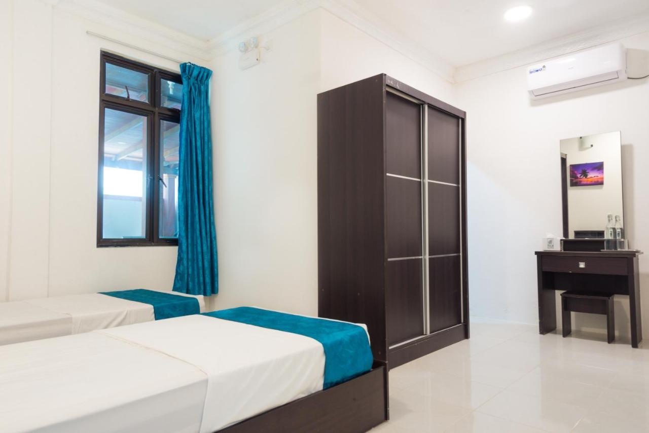 Hotel Palm Gate Maldives Thulusdhoo Zewnętrze zdjęcie
