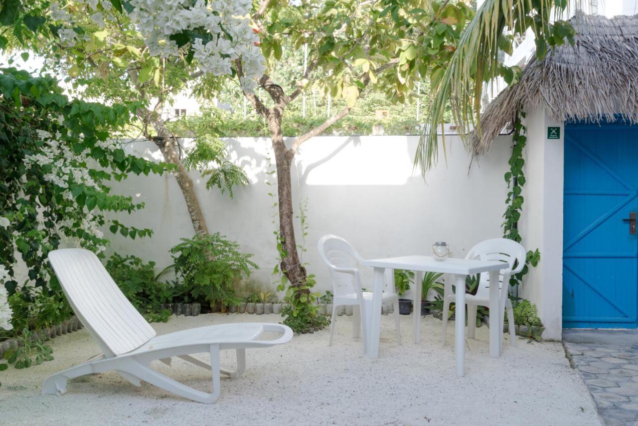 Hotel Palm Gate Maldives Thulusdhoo Zewnętrze zdjęcie